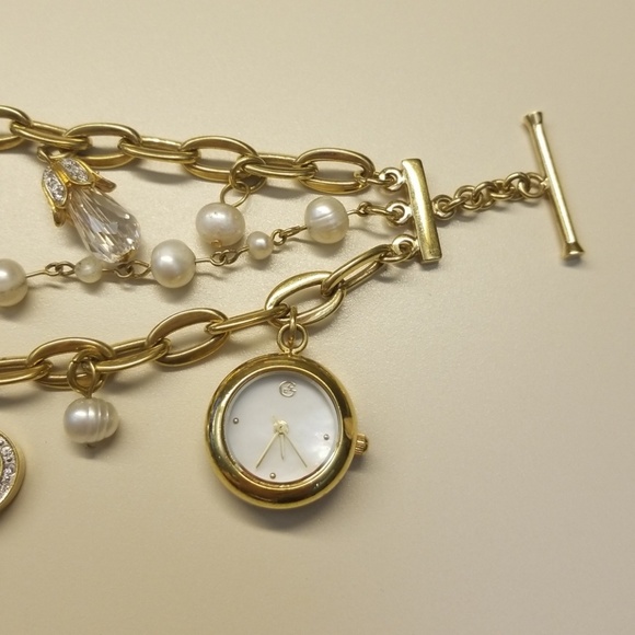 Gold charm bracelet with watch. - Picture 3 of 6